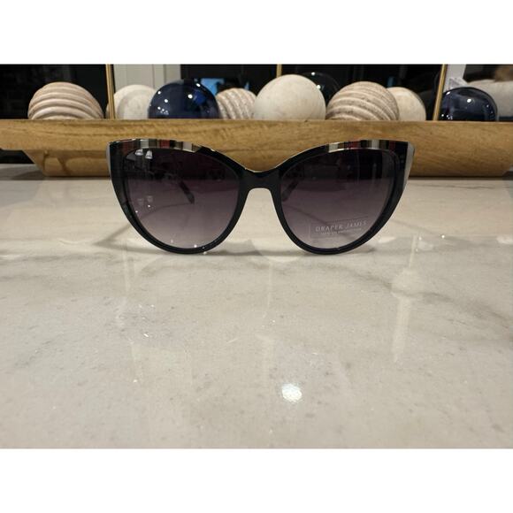 Draper James  Cat Eye Sunglasses – Black Stripe + Lenses (NWOT) DJ7045 main image 7
